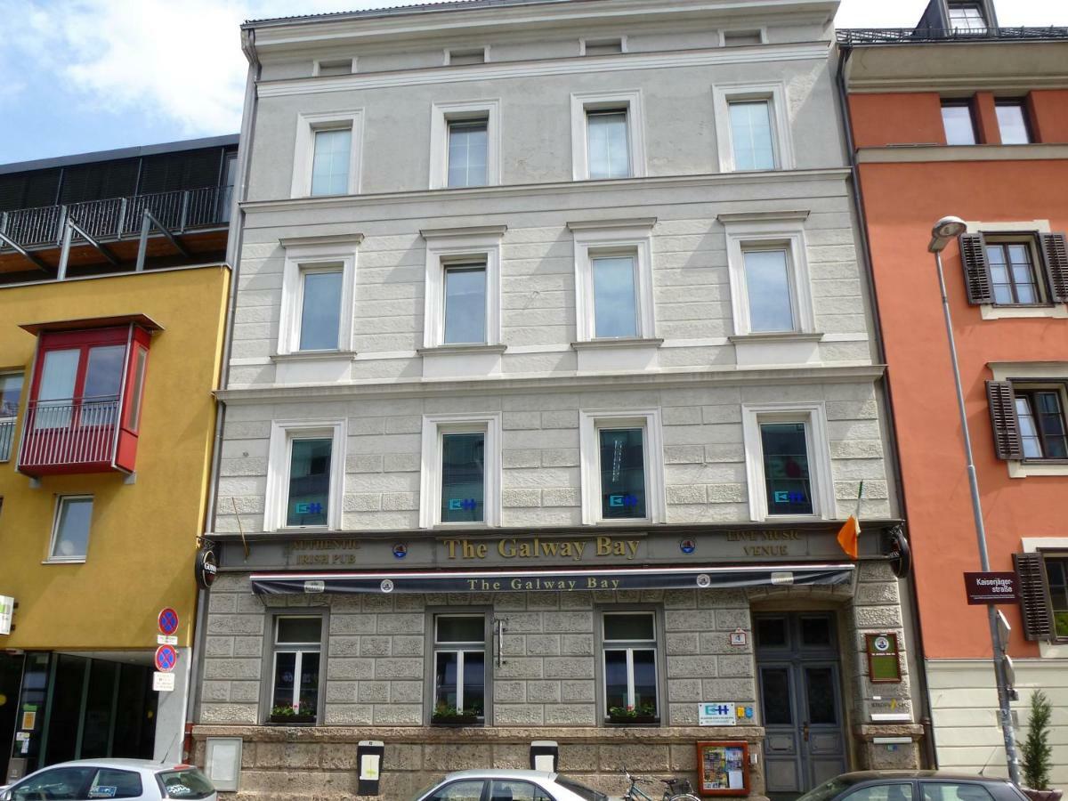 Lovely, Central Apartment With Balcony Innsbruck Exterior photo